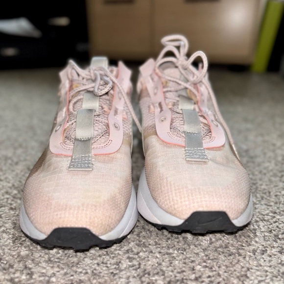 Nike Air Max Womens Shoes (OFFERS ACCEPTED) - Picture 7 of 9